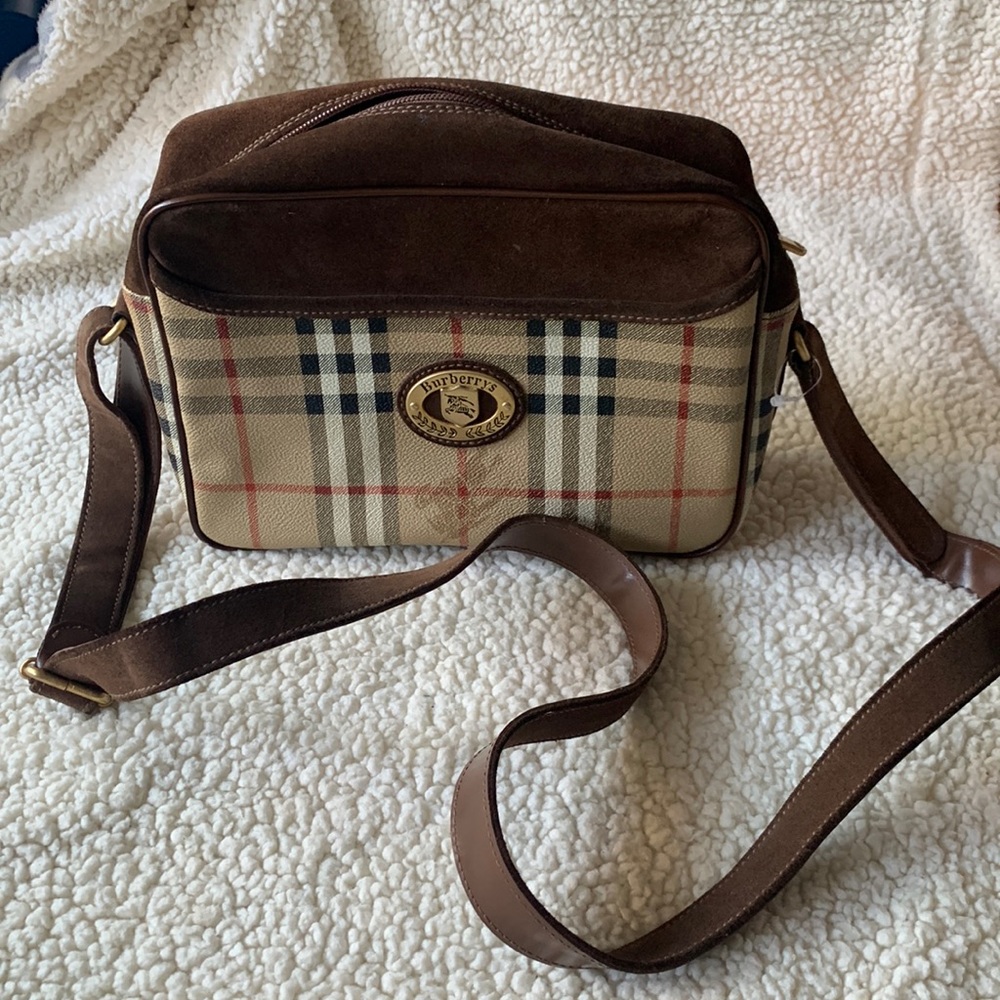 Burberrys Crossbody Bag